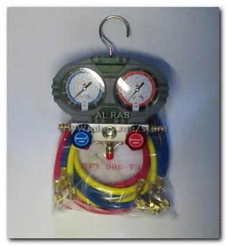 GAUGE/MANIFOLD SET WITH CHARGING HOSE.